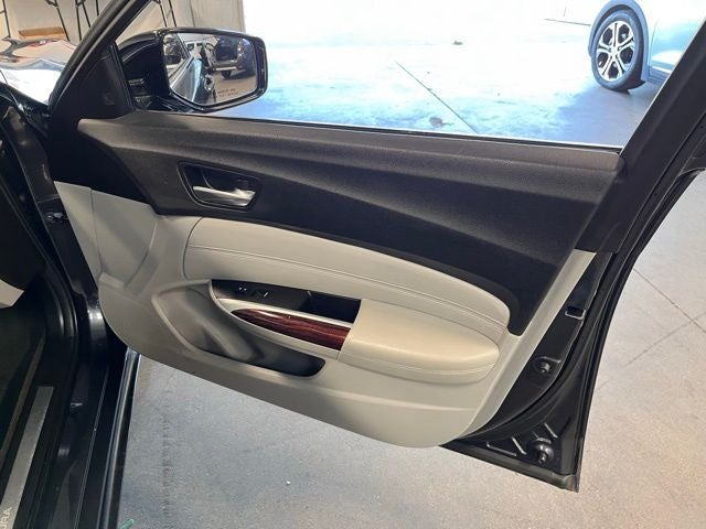 2016 Acura TLX V6 Tech