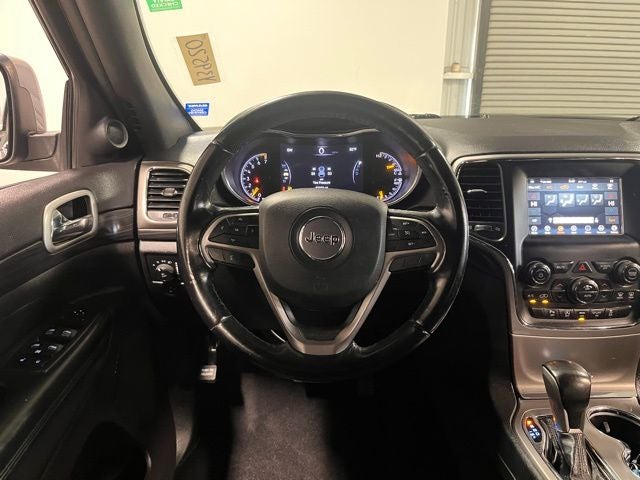 2020 Jeep Grand Cherokee Laredo