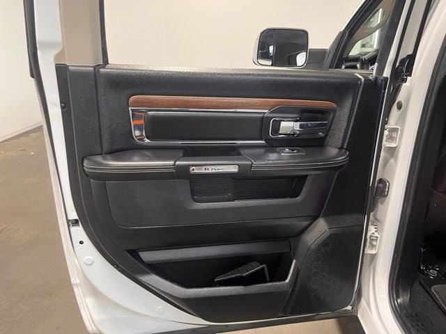 2019 RAM 1500 Classic Laramie