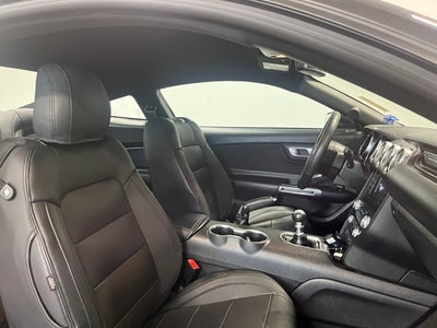 2022 Ford Mustang EcoBoost