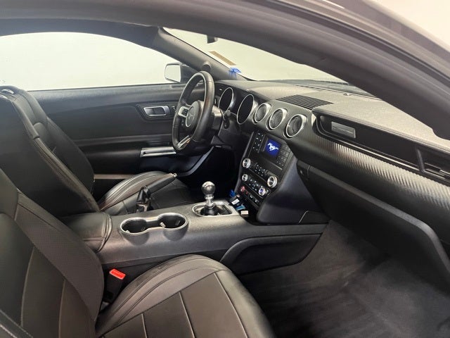 2022 Ford Mustang EcoBoost