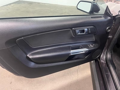 2022 Ford Mustang EcoBoost