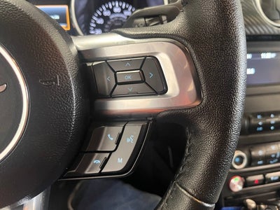 2022 Ford Mustang EcoBoost