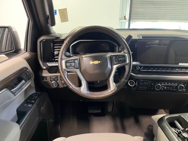 2022 Chevrolet Silverado 1500 LT LT1