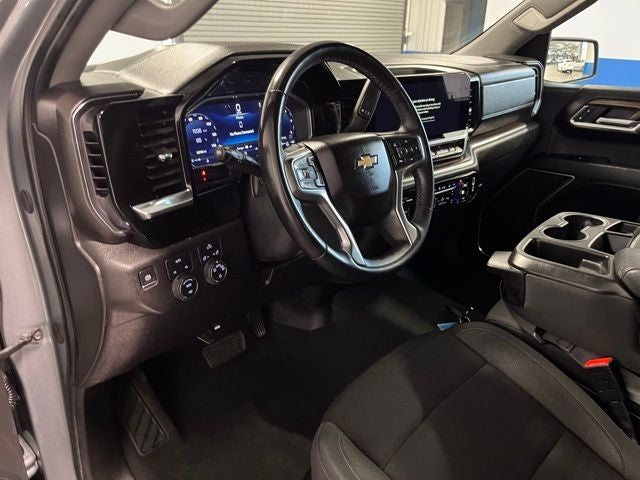 2025 Chevrolet Silverado 1500 LT LT1