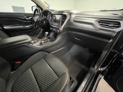 2017 GMC Acadia SLE-2