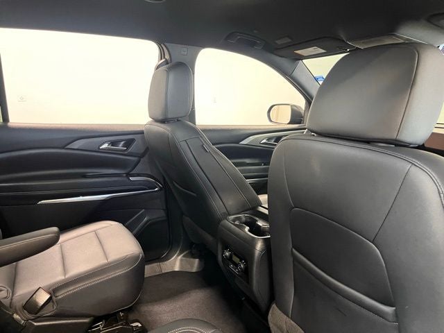 2025 Chevrolet Traverse LT 2LT