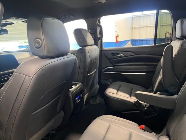 2025 Chevrolet Traverse LT 2LT