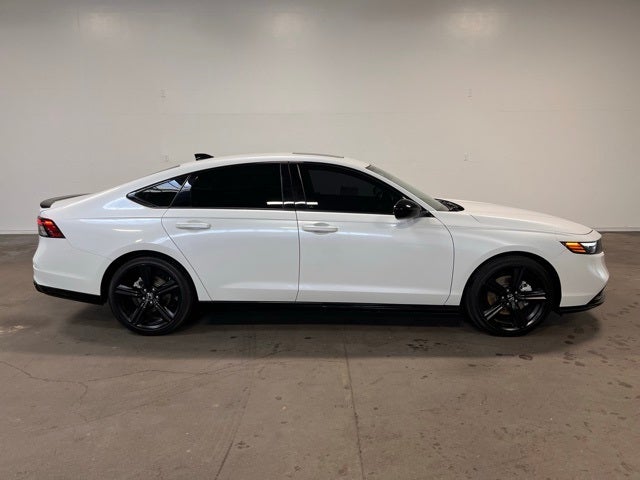 Used 2023 Honda Accord Hybrid Sport-L with VIN 1HGCY2F7XPA007694 for sale in Northfield, Minnesota