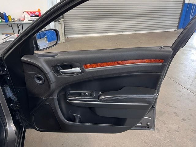 2014 Chrysler 300 Base