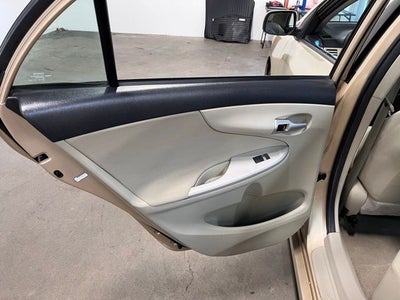 2011 Toyota Corolla LE