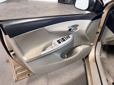 2011 Toyota Corolla LE