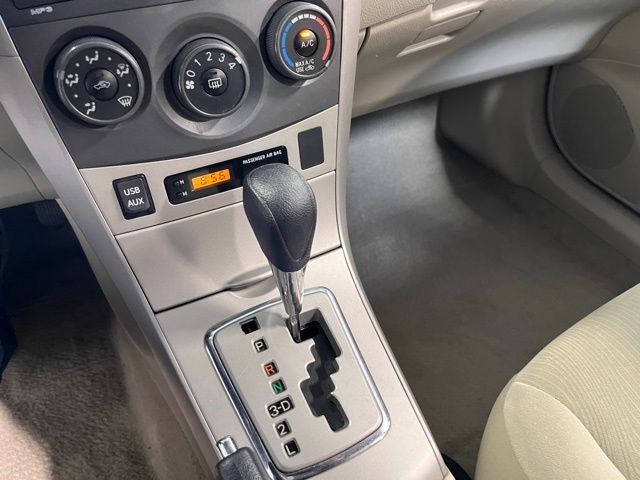 2011 Toyota Corolla LE