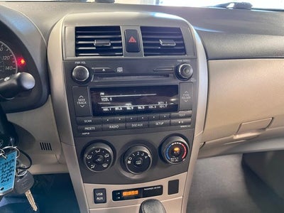 2011 Toyota Corolla LE