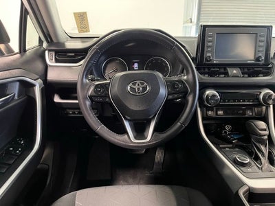 2020 Toyota RAV4 Hybrid XLE