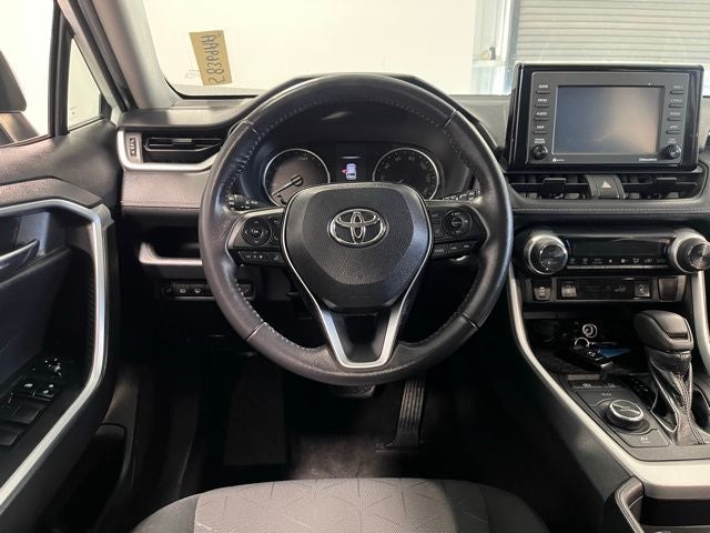 2020 Toyota RAV4 Hybrid XLE