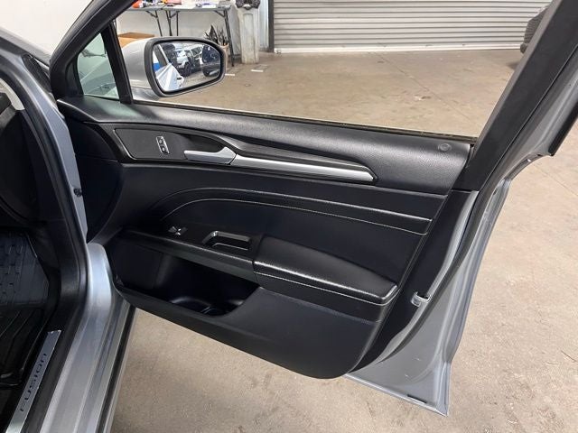 2020 Ford Fusion Hybrid Titanium