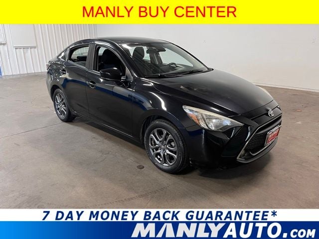 2019 Toyota Yaris LE