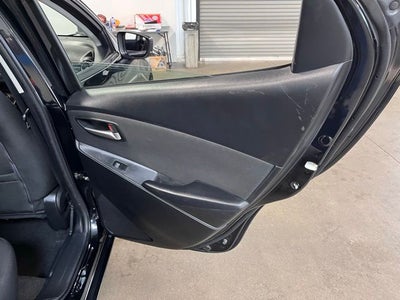 2019 Toyota Yaris LE