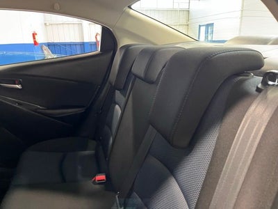 2019 Toyota Yaris LE