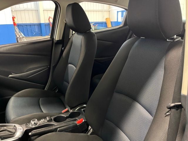 2019 Toyota Yaris LE