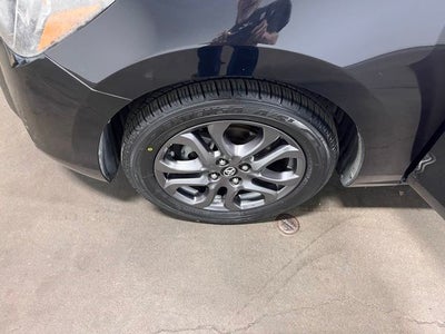 2019 Toyota Yaris LE