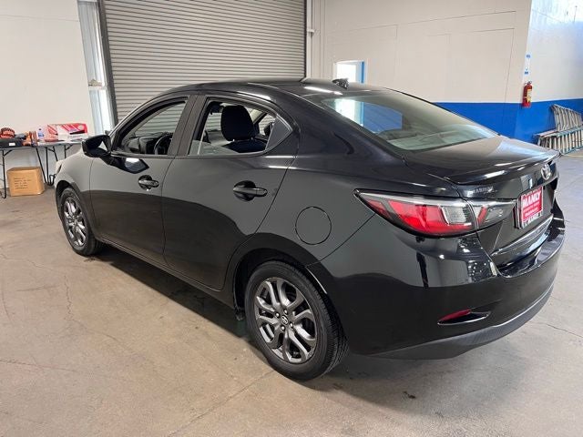 2019 Toyota Yaris LE