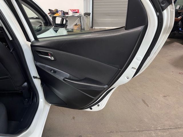 2017 Toyota Yaris iA Base