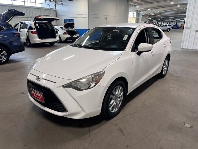 2017 Toyota Yaris iA Base