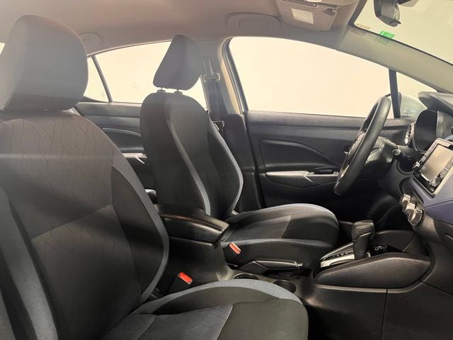 2023 Nissan Versa 1.6 SV