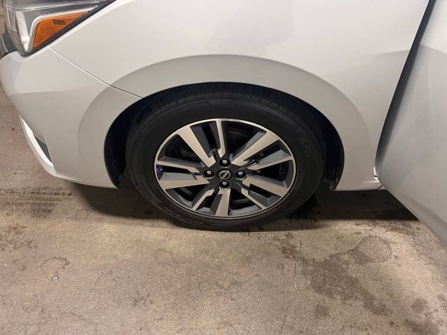 2023 Nissan Versa 1.6 SV