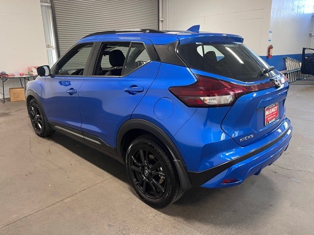 2023 Nissan Kicks SR