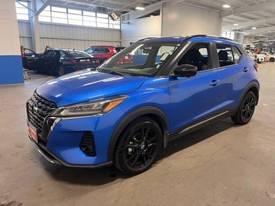 2023 Nissan Kicks SR