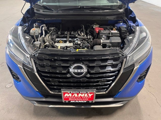 2023 Nissan Kicks SR
