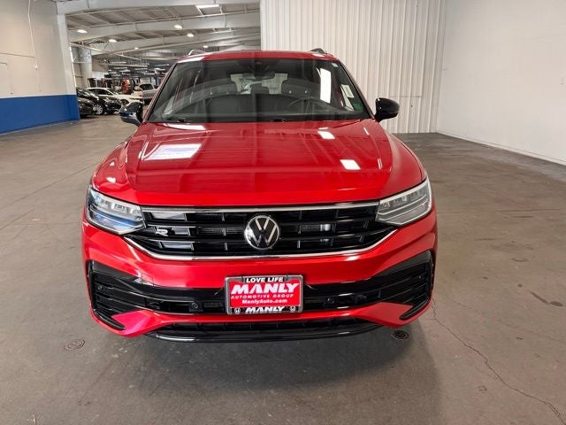 2024 Volkswagen Tiguan 2.0T SE R-Line Black