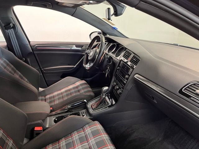 2019 Volkswagen Golf GTI 2.0T SE