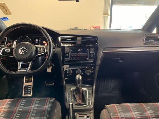 2019 Volkswagen Golf GTI 2.0T SE