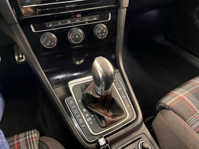 2019 Volkswagen Golf GTI 2.0T SE