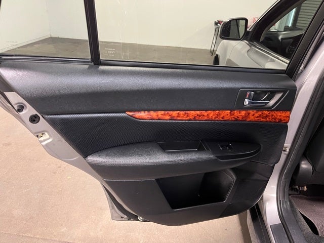 2011 Subaru Outback 2.5i Limited