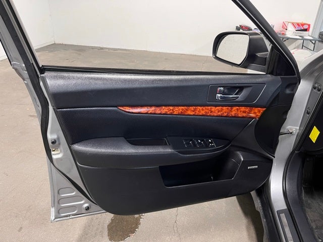 2011 Subaru Outback 2.5i Limited