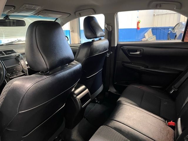 2015 Toyota Camry SE