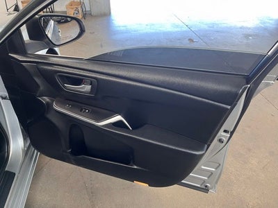 2016 Toyota Camry SE