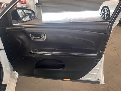 2016 Toyota Avalon Limited