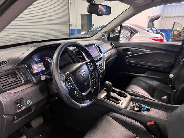 2016 Honda Pilot EX-L w/Rear Entertainment System