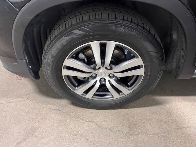 2016 Honda Pilot EX-L w/Rear Entertainment System