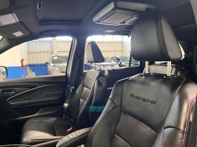 2022 Honda Pilot Black Edition