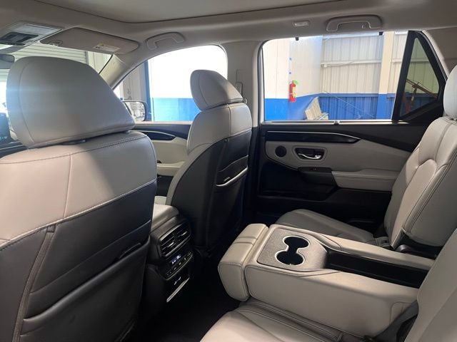 2023 Honda Pilot Touring