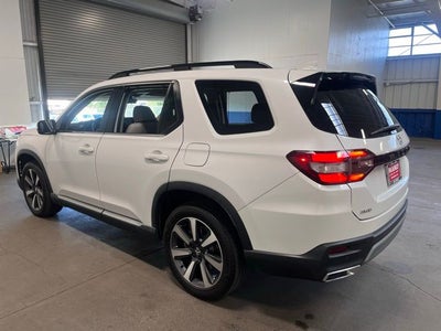 2023 Honda Pilot Touring
