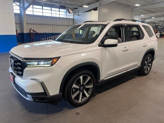 2023 Honda Pilot Touring