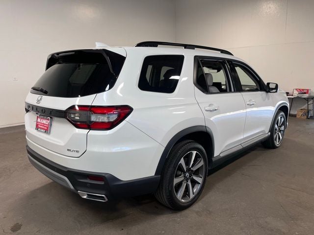 2023 Honda Pilot Elite